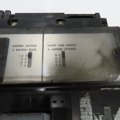 Squae D ME4-250 3-Pole 250 Amp Rating Circuit Breaker