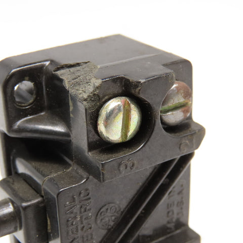 General Electric CR1070A108G 600V 7.5 Push Button Switch