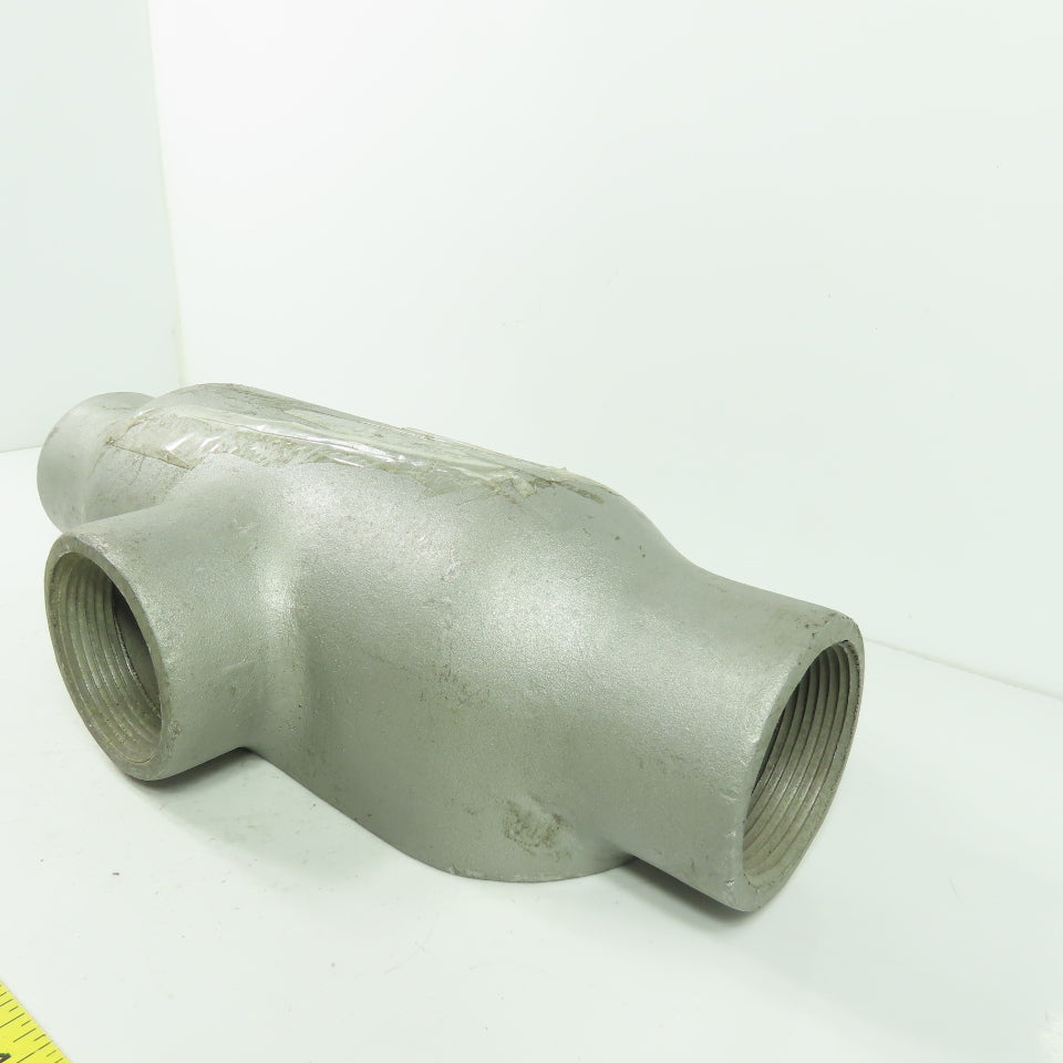 Crouse Hinds 2-1/2" Condulet T Conduit Body
