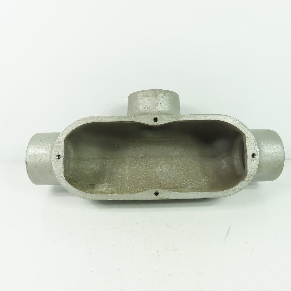 Crouse Hinds 2-1/2" Condulet T Conduit Body