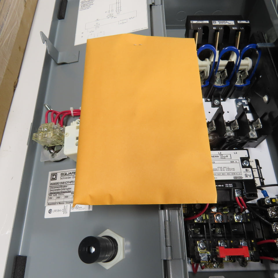 Square D 8538SBG13V81CFF4P51TX11 Size 0 Combination Motor Starter 30A Fusible