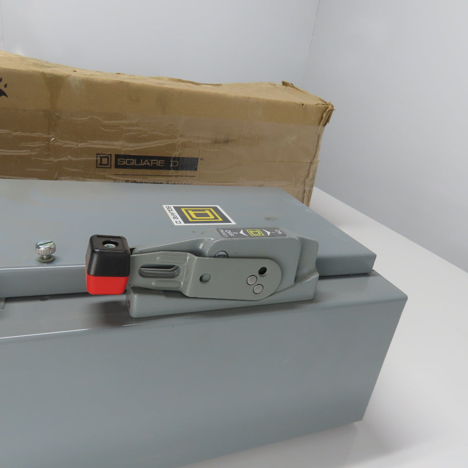 Square D 8538SBG13V81CFF4P51TX11 Size 0 Combination Motor Starter 30A Fusible