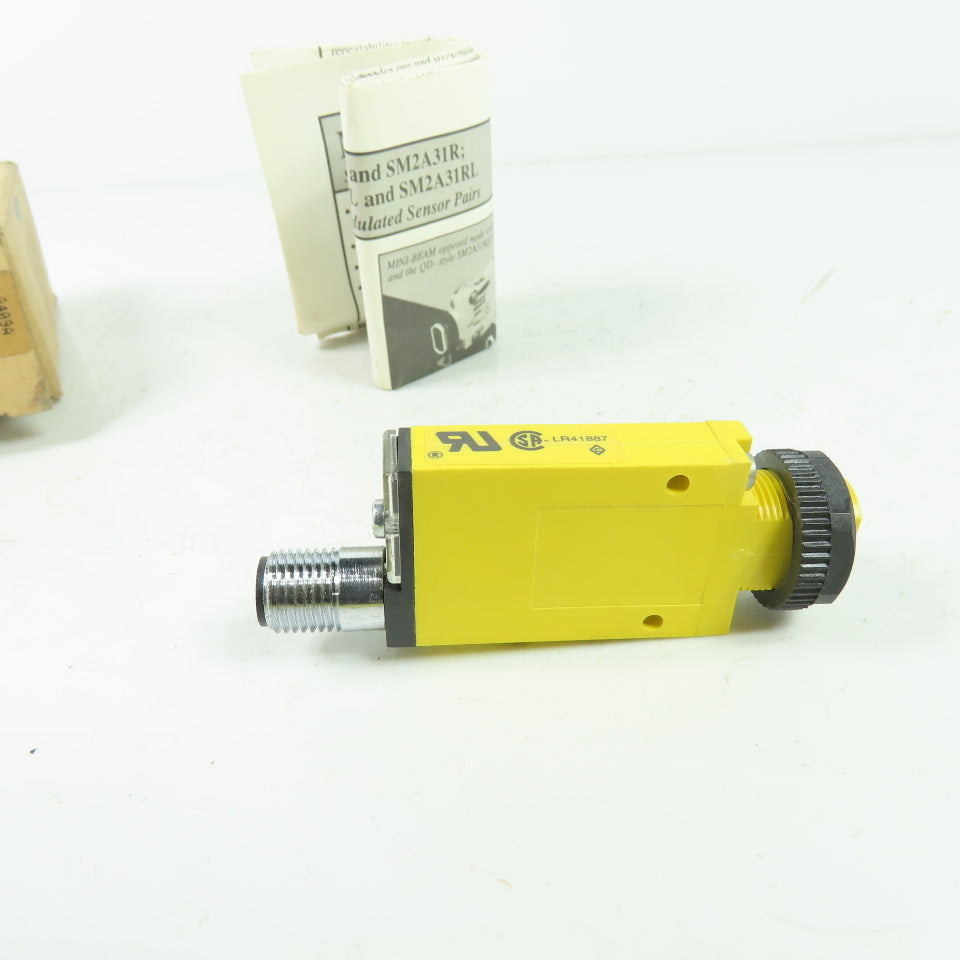 Banner SM2A31RQD Mini-Beam Photoelectric Sensor 300mA 3-Pin