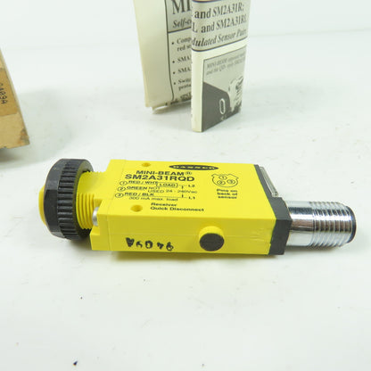 Banner SM2A31RQD Mini-Beam Photoelectric Sensor 300mA 3-Pin