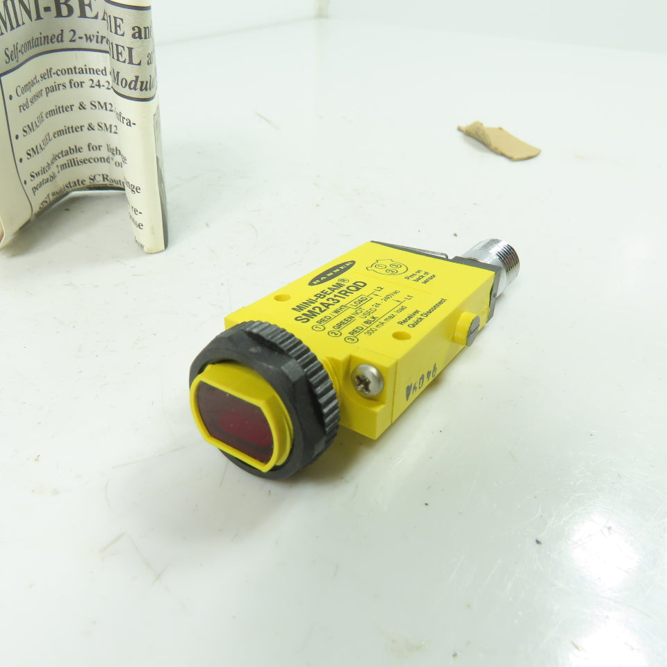 Banner SM2A31RQD Mini-Beam Photoelectric Sensor 300mA 3-Pin