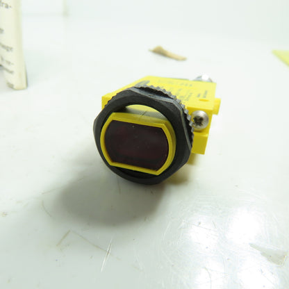 Banner SM2A31RQD Mini-Beam Photoelectric Sensor 300mA 3-Pin