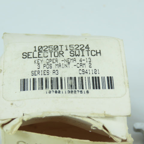 Cutler Hammer 10250T15224 3-Position Maintained Keyed Selector Switch NEW