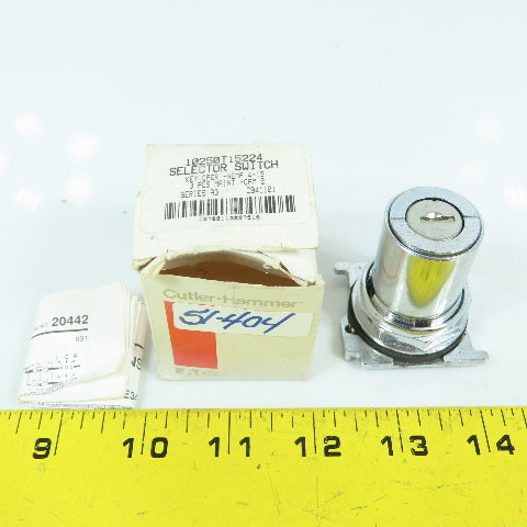 Cutler Hammer 10250T15224 3-Position Maintained Keyed Selector Switch NEW