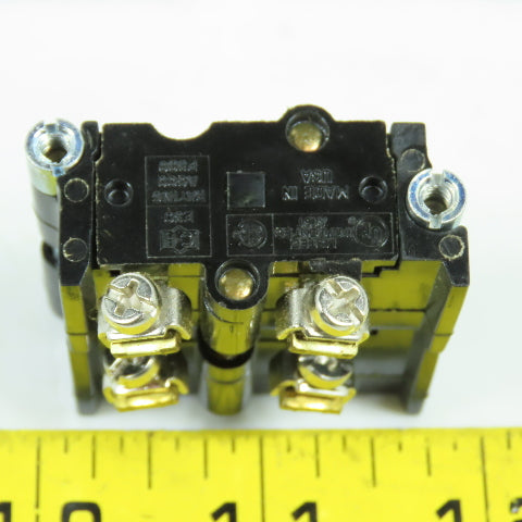 Cutler Hammer E30KLA3 E30 Auxiliary Contact Block 1 N.O 1 N.C NEW Lot Of 2