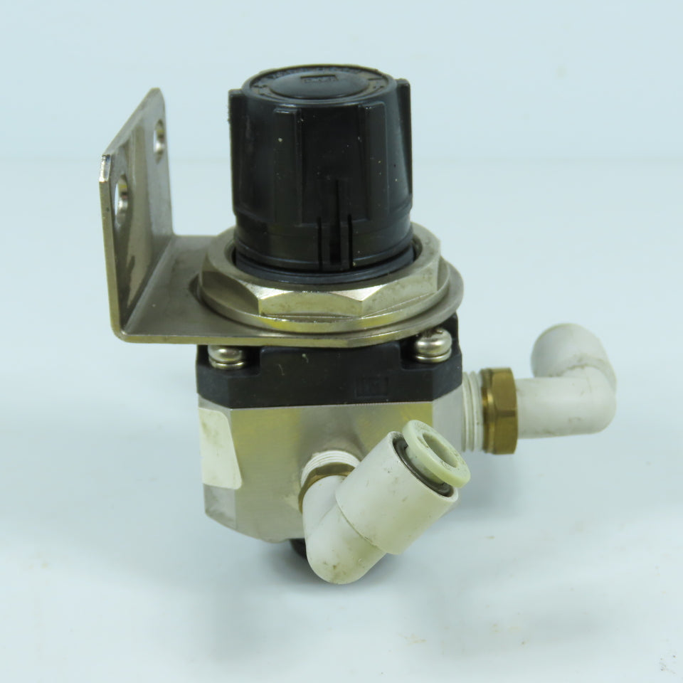 SMC SRH3000-01 Compressed Air Regulator Valve 0.01-0.2MPa 6mm Push Connect