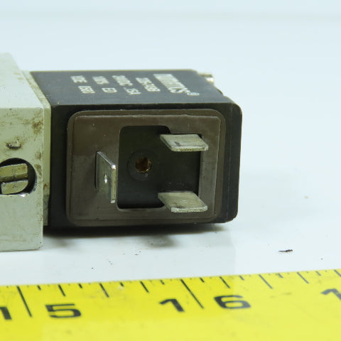 Numatics L22BB652B000061 5/3 Double Solenoid Valve 145PSIG 24VDC Coil 1/4"