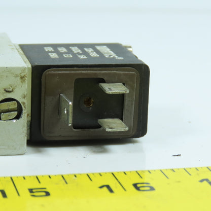 Numatics L22BB652B000061 5/3 Double Solenoid Valve 145PSIG 24VDC Coil 1/4"