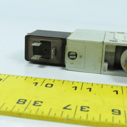 Numatics L22BB652B000061 5/3 Double Solenoid Valve 145PSIG 24VDC Coil 1/4"