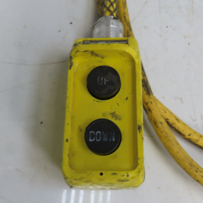 Square D BW93Y Hoist Pendant Station Control Wand W/12' Cord 3 Wire W/Ground