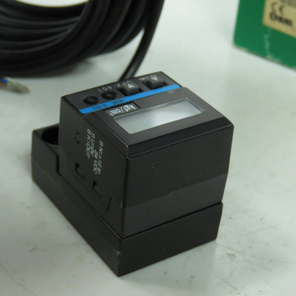 Sunx DPX-401-C5 Digital Pressure Vacuum Sensor 24VDC