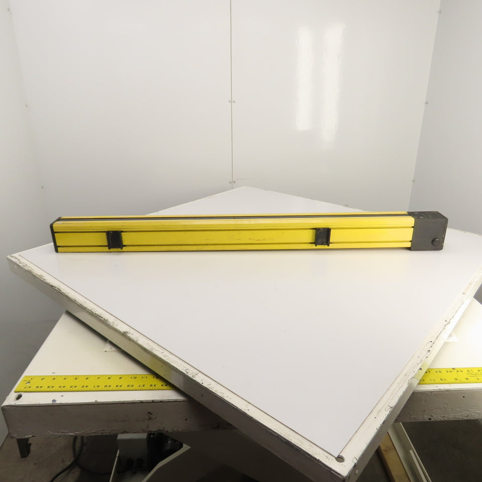 Sick 1200-1111 AGSS Safety Light Curtain Transmitter 1183mm H x 6m Range