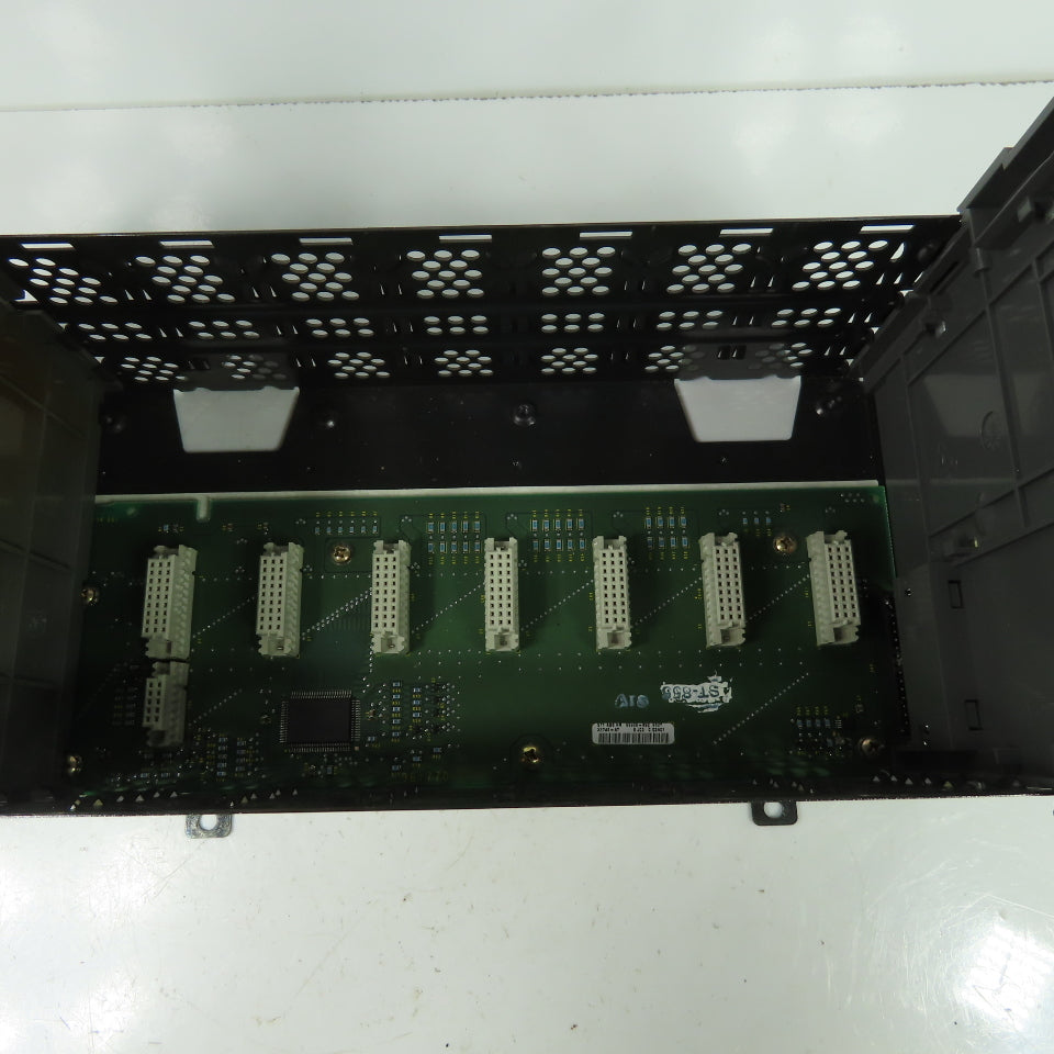 Allen Bradley 1746-A7 Ser B SLC500 7-Slot Chassis Rack W/1746-P1 Power Supply