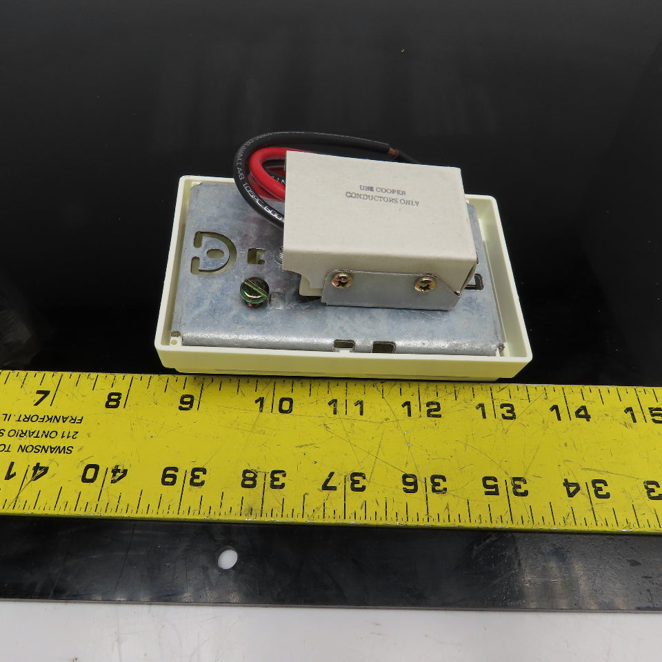 King K602W Line Voltage Thermostat 22A 120/240V 45-75°F White