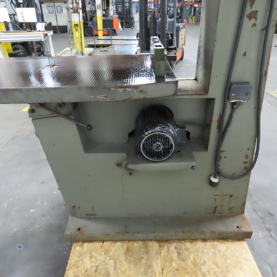 Centauro 900 CO Industrial Tilt Table Vertical Bandsaw 34" Throat 230/460V 3PH