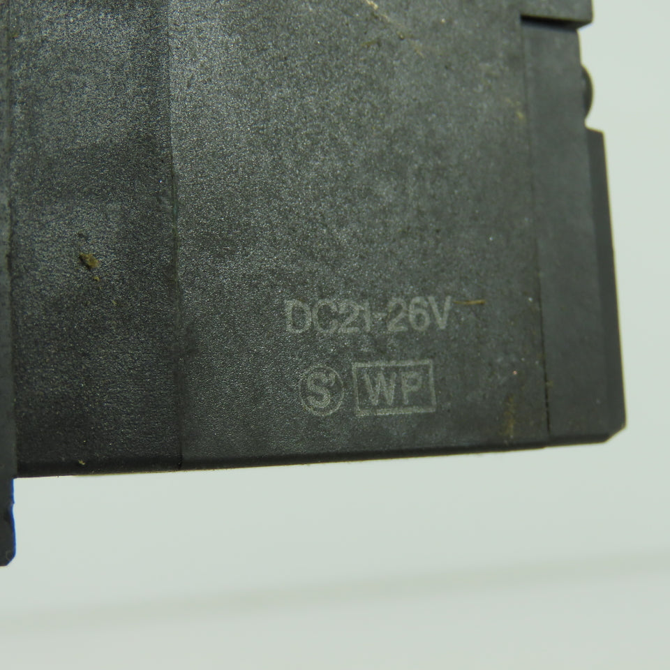 SMC NVFS2120-5DZ-02T Pneumatic Air Solenoid Valve 21-26VDC Coil