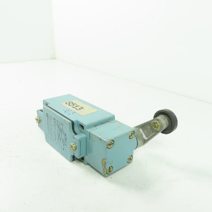 Telemecanique XCK-J1 Cam Roller Limit Switch 380V