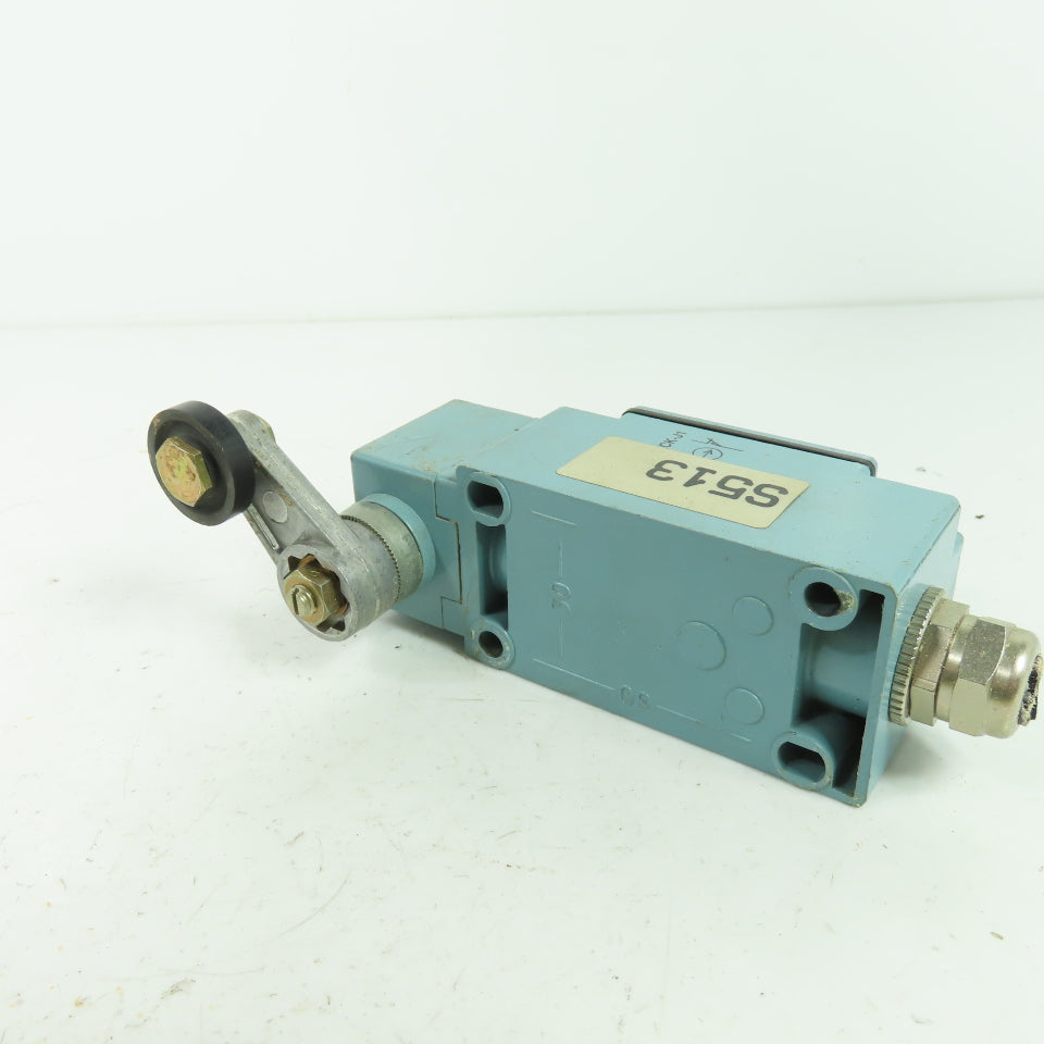 Telemecanique XCK-J1 Cam Roller Limit Switch 380V