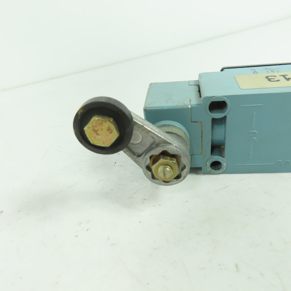 Telemecanique XCK-J1 Cam Roller Limit Switch 380V