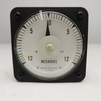 General Electric 6477K27001 0-12 Megavar Varmeter Panel Ammeter