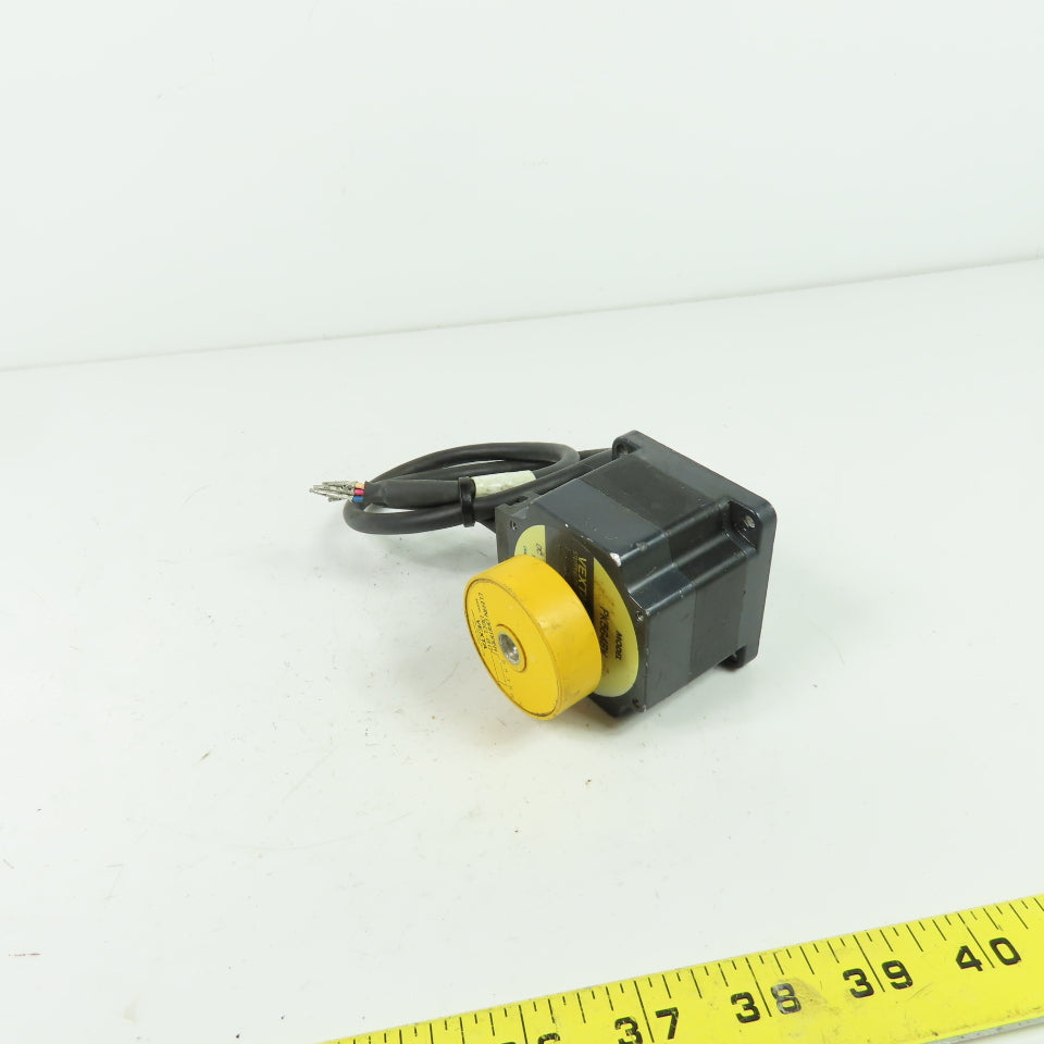 Oriental Motors PK564BW Vexta Stepping Motor 0.87VDC 5Ph 0.72°/Step W/ D6CL-8.0