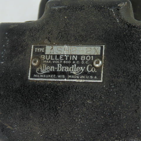 Alen Bradley ASH2-2X Bulletin 801 Heavy Duty Roller Arm Limit Switch 600VAC