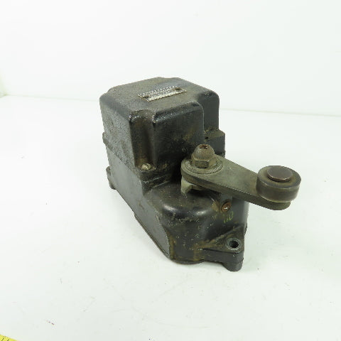 Alen Bradley ASH2-2X Bulletin 801 Heavy Duty Roller Arm Limit Switch 600VAC
