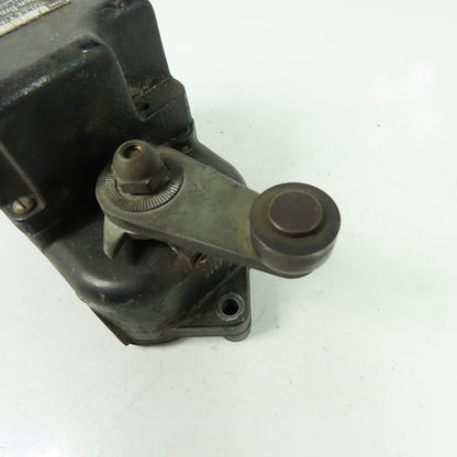 Alen Bradley ASH2-2X Bulletin 801 Heavy Duty Roller Arm Limit Switch 600VAC