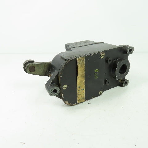 Alen Bradley ASH2-2X Bulletin 801 Heavy Duty Roller Arm Limit Switch 600VAC