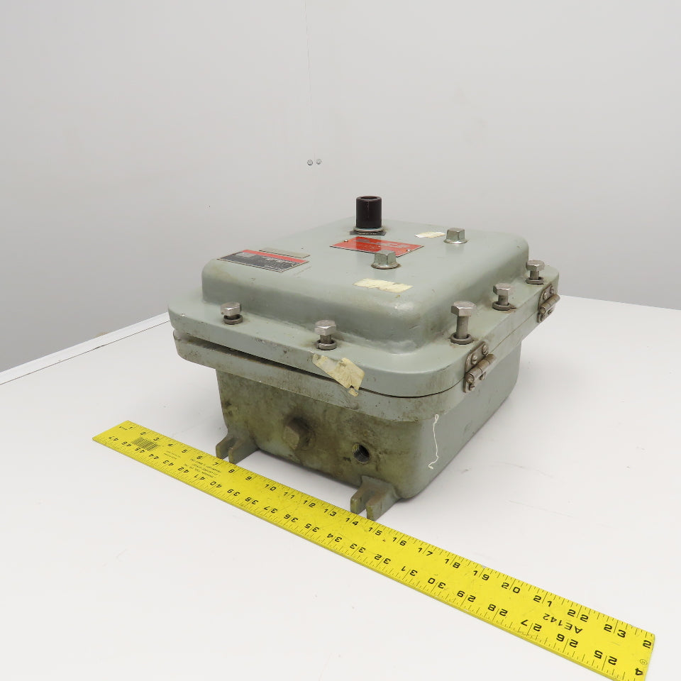 509-B0D 27A Size 1 600V Motor Starter 120V Coil Furnas Hazardous Location Box