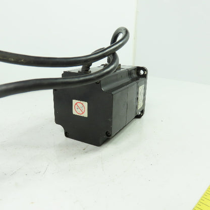Yaskawa SGMP-02AWYR11 AC Servo Motor 200V 3000RPM 0.637Nm 2A