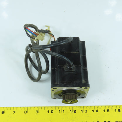 Yaskawa SGMP-02AWYR11 200W AC Servo Motor 3000RPM 200V 2.0A 0.637Nm