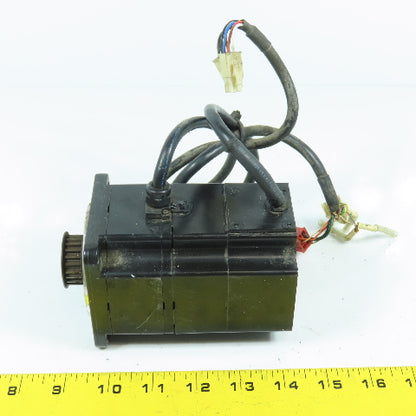 Yaskawa SGMP-02AWYR11 200W AC Servo Motor 3000RPM 200V 2.0A 0.637Nm