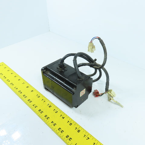 Yaskawa SGMP-02AWYR11 200W AC Servo Motor 3000RPM 200V 2.0A 0.637Nm