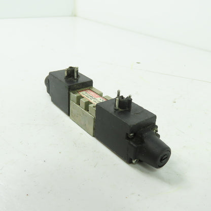 Numatics 031SS400E011B61 Pneumatic Solenoid Valve 158PSIG Max 24VDC Coil