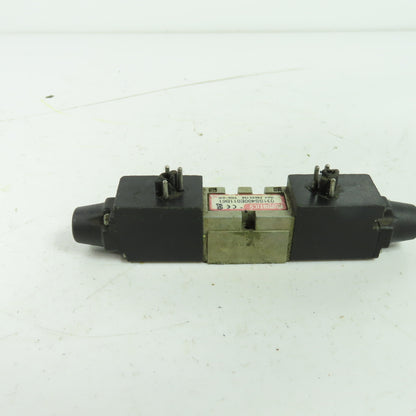 Numatics 031SS400E011B61 Pneumatic Solenoid Valve 158PSIG Max 24VDC Coil