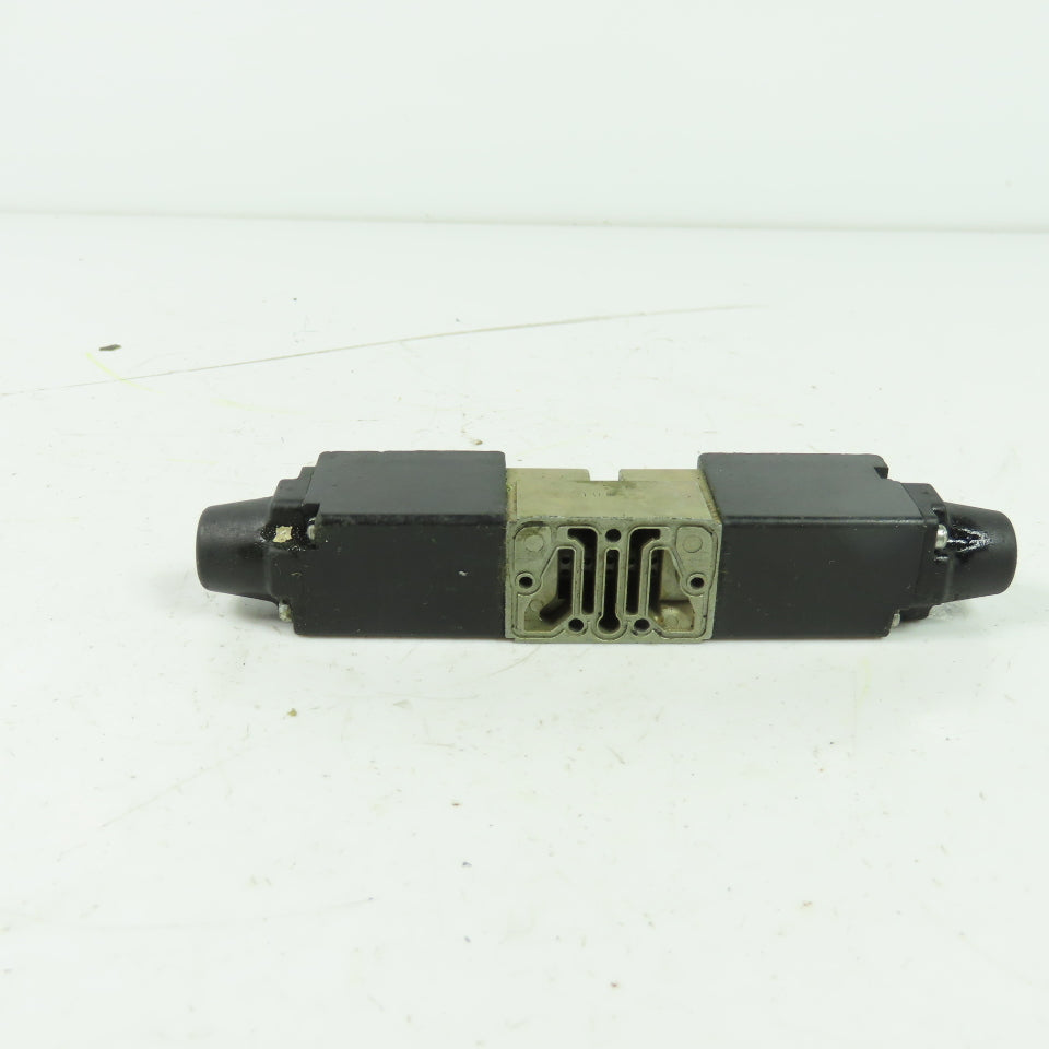 Numatics 031SS400E011B61 Pneumatic Solenoid Valve 158PSIG Max 24VDC Coil