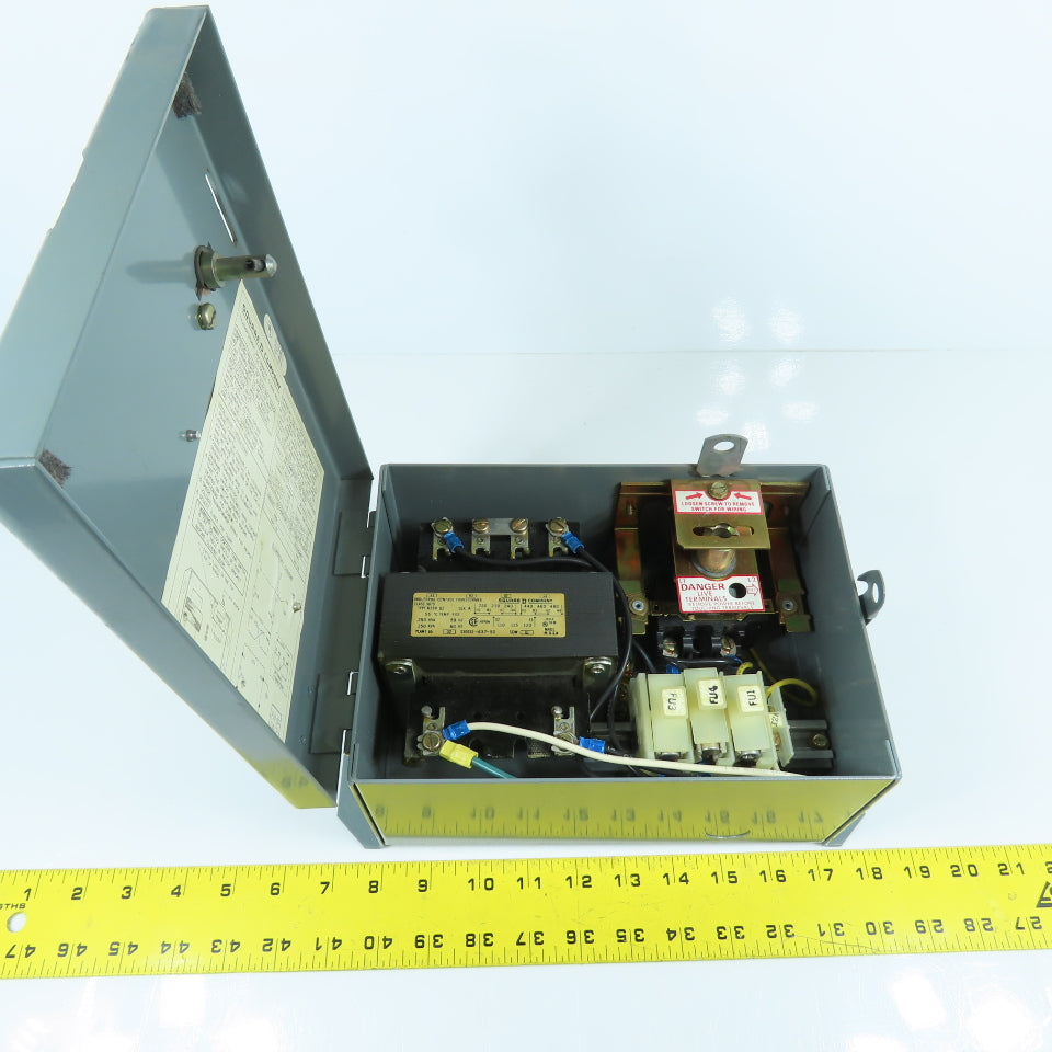 Square D SK5271N Class 9070 Transformer Disconnect Combo Pri 230/460 Sec 115V
