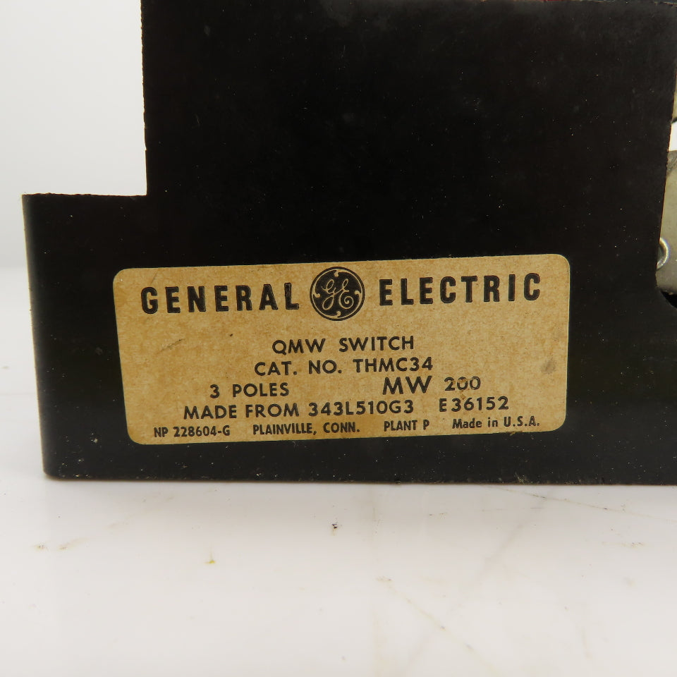 General Electric THMC34 Fusible Disconnect Switch 600V 200A W/ Bottom Block