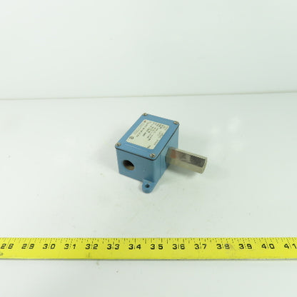 United Electric Controls J6D 12947 Pressure Switch 0-200PSI 15A 277VAC