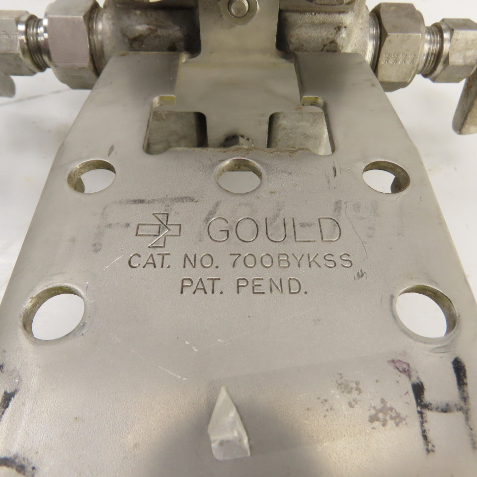 Gould 700BYKSS Stainless 4-Way Valve W/ PD3000-200 Pressure Transmitter