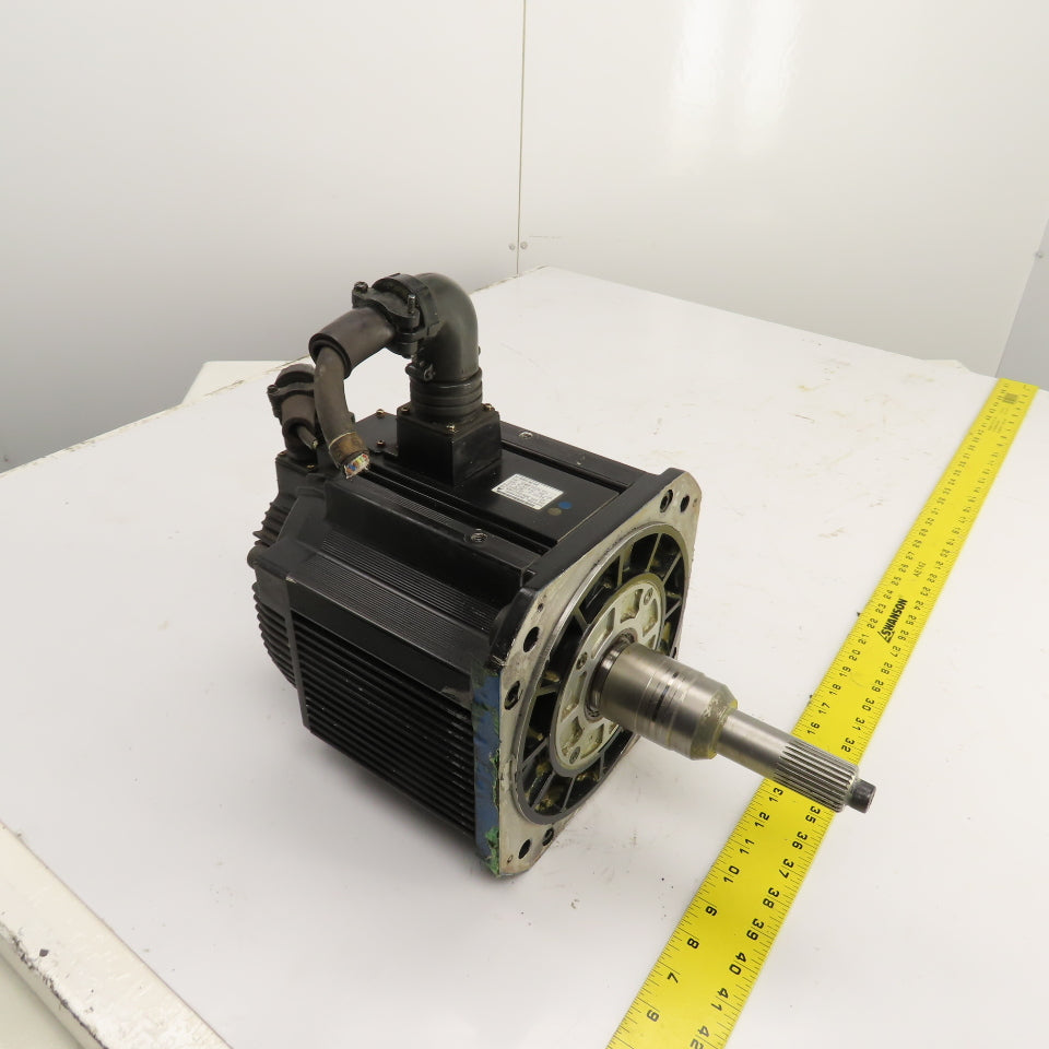Yaskawa SGMDH-45A2B-YR15 4500W AC Servo Motor 1500RPM 200V 32.4A W/ Encoder