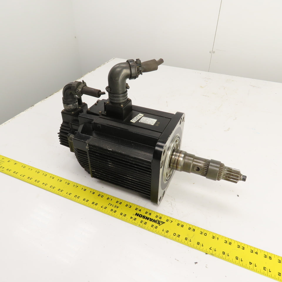 Yaskawa SGMGH-44A2A-YR15 4400W AC Servo Motor 1500RPM 200V 45.0A W/ Encoder