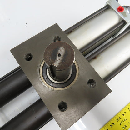 PHD R13R 8 180-A-D-E Rotary Actuator 1-3/4" Shaft W/ Oiler