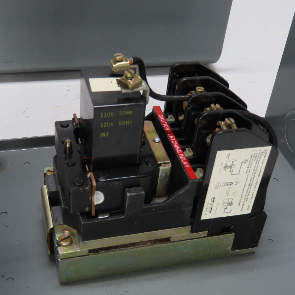 Square D 8903 LLG 20 Ser B Enclosed Lighting Contactor 600V 250VDC 120V Coil