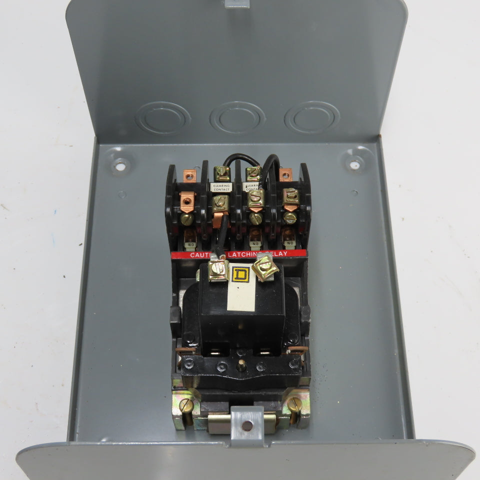 Square D 8903 LLG 20 Ser B Enclosed Lighting Contactor 600V 250VDC 120V Coil